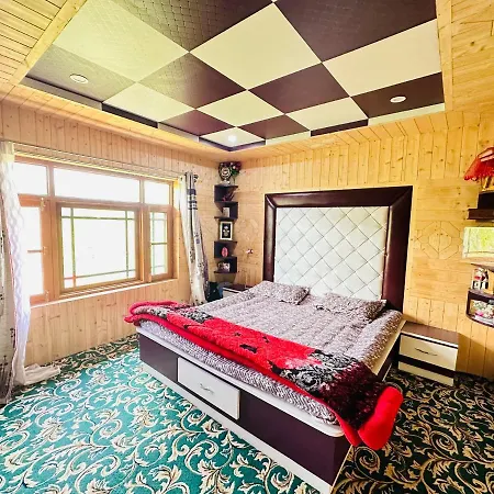 Sheen Homestay Gulmarg Exterior photo